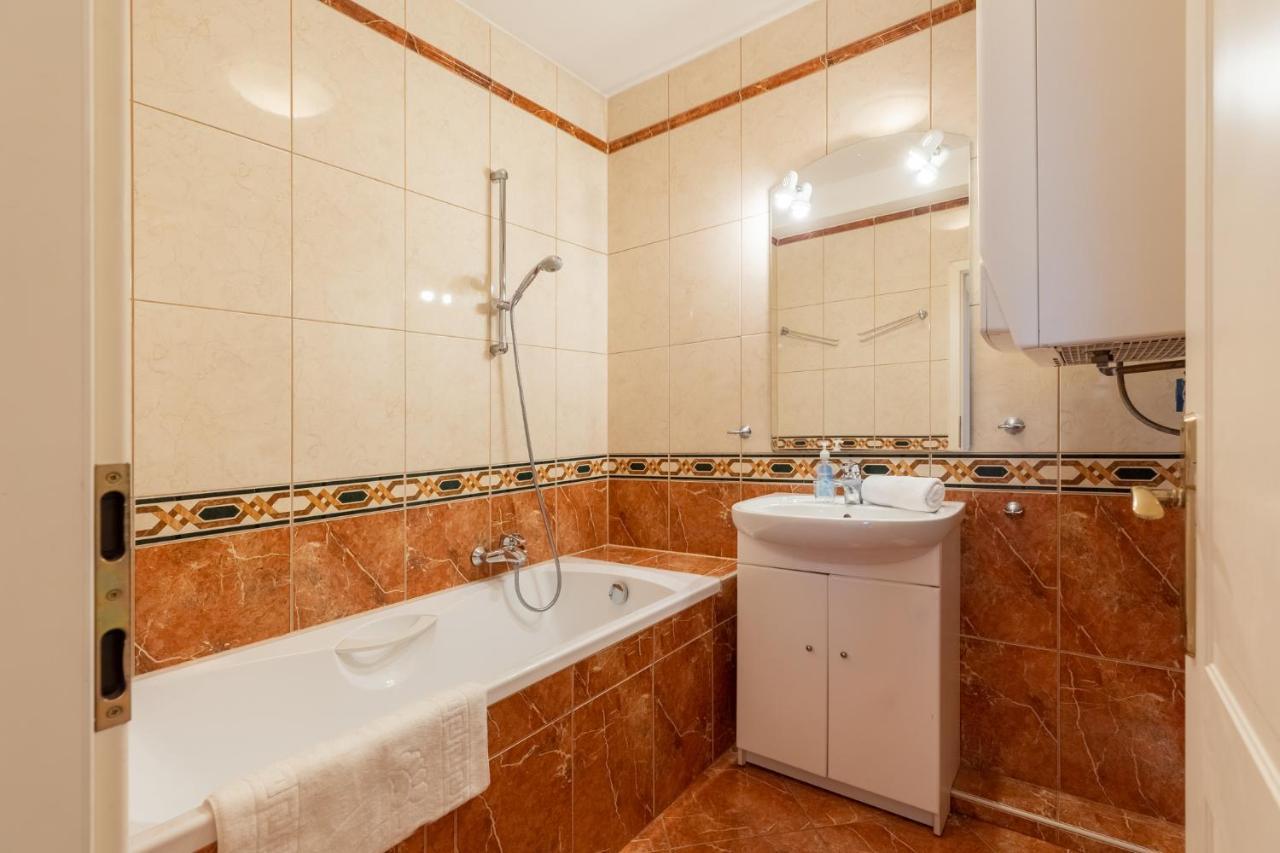 Egyuett A Csalad II Apartman By Bltn Siofok Dış mekan fotoğraf